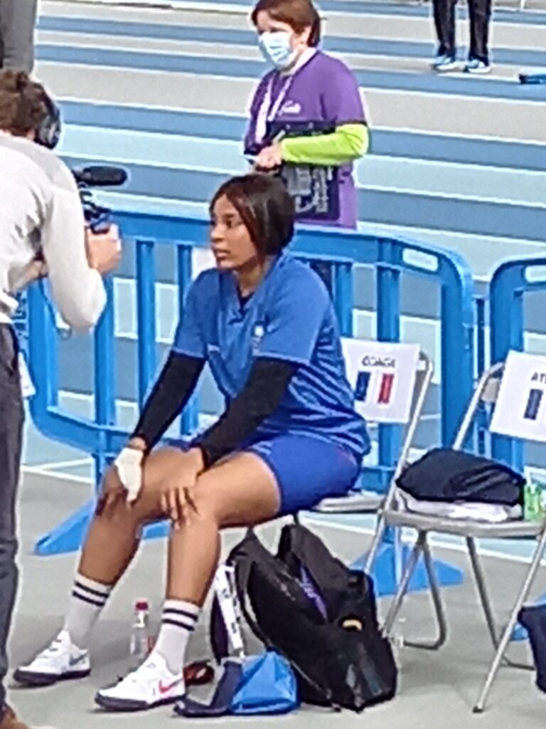Gloria , nouvelle championne d' Europe au Lancer du Poids